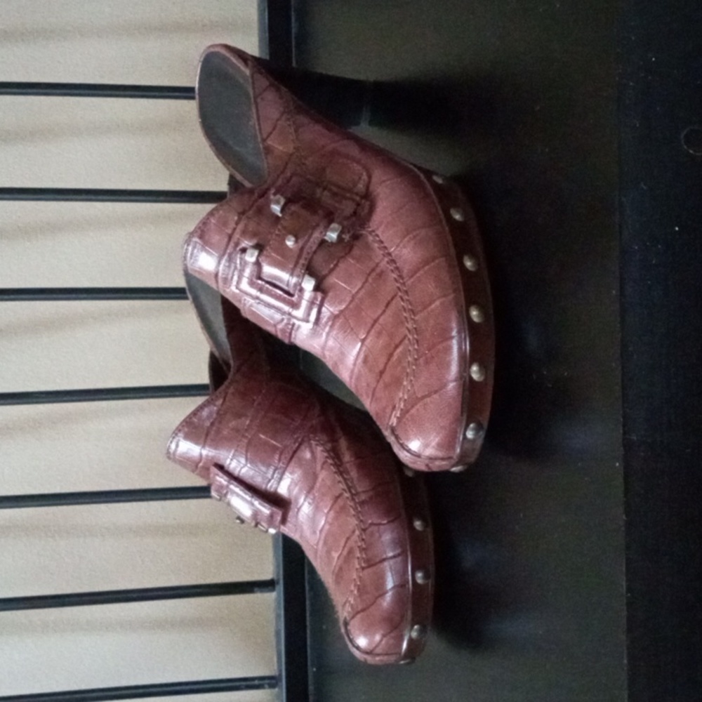 Stuart Weitzman Croc Embossed Leather Upper slip on studded heeles mules sandals